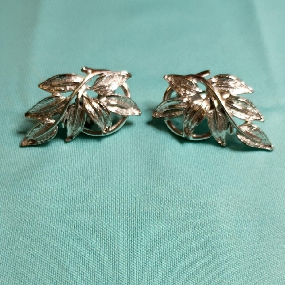 Coro Silver Leaf Earrings